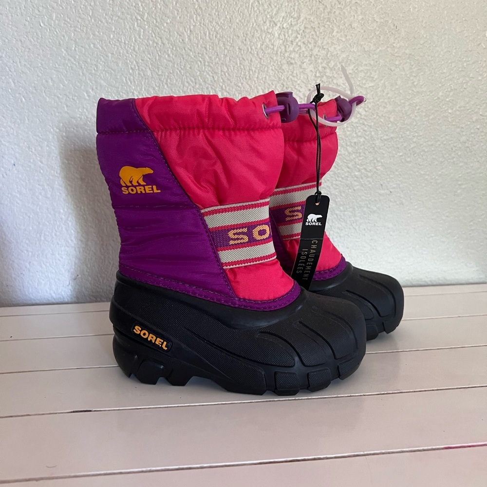 Sorel toddler winter boots size 9 NWT